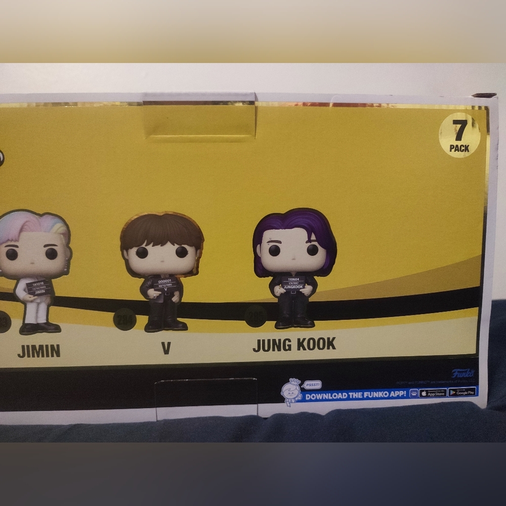 BTS Funko POP! Butter 7- pack Exclusive Figure. - Picture 9 of 13